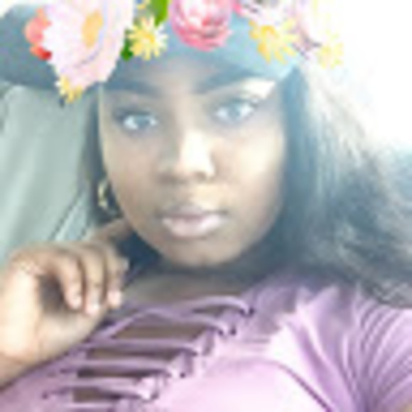 Meet your Posher, Alize - Picture 1 of 1